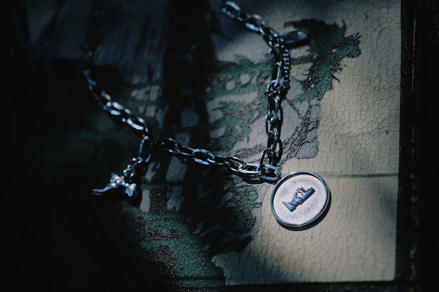 Traveller Charm Necklace - silver