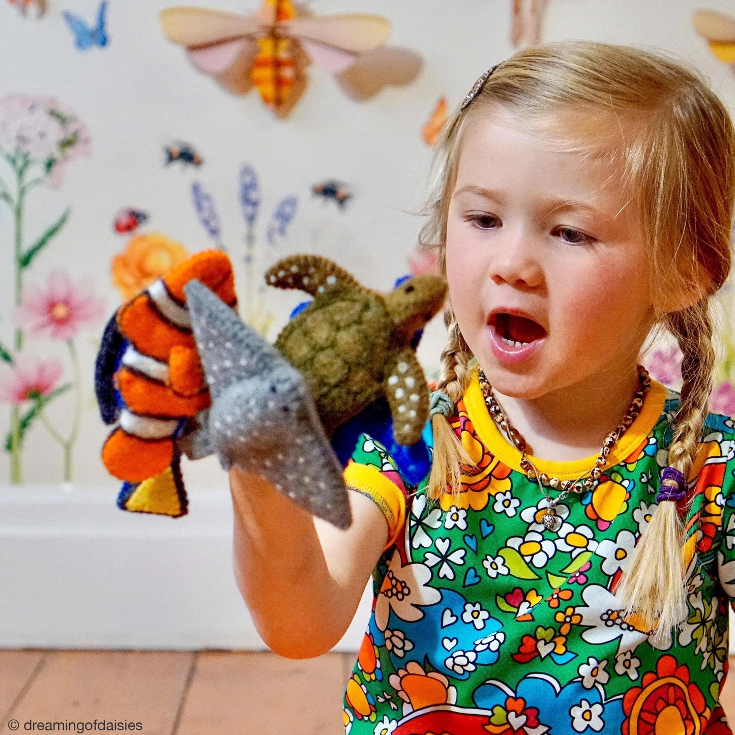 AUSTRALIAN CORAL REEF UNDER THE SEA - FINGER PUPPET SET
