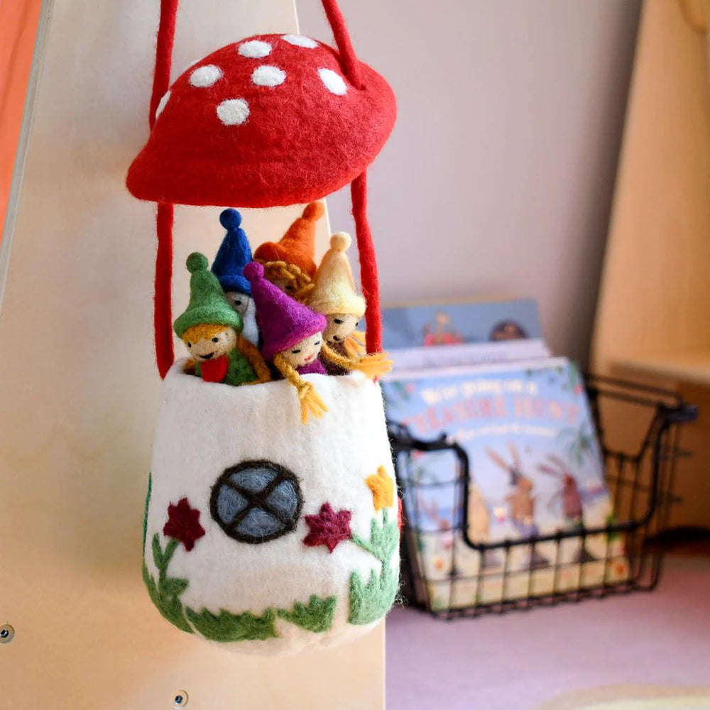 FELT MUSHROOM TOADSTOOL BAG